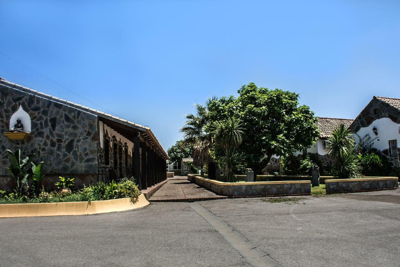 Complejo Vacacional Los Cortijillos-Solo adultos Conil De La Frontera Exterior foto
